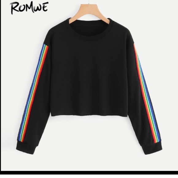 Crop top - Picture 1 of 1